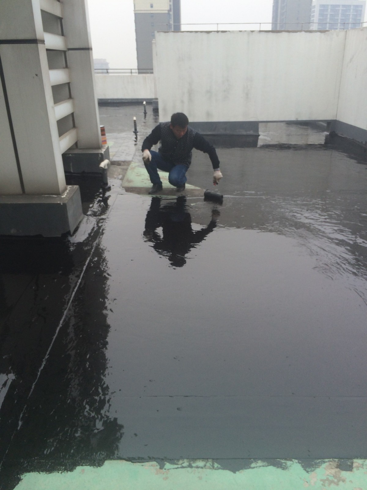 防水施工抗温区间是多少呢？