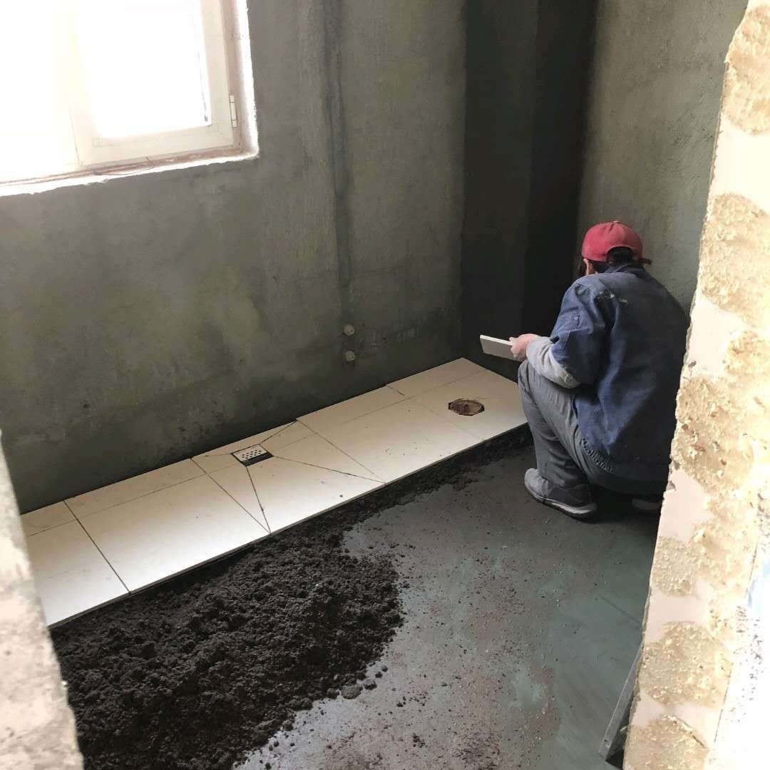 瓷砖背胶：晾晒不养护，你的瓷砖大概就报废了